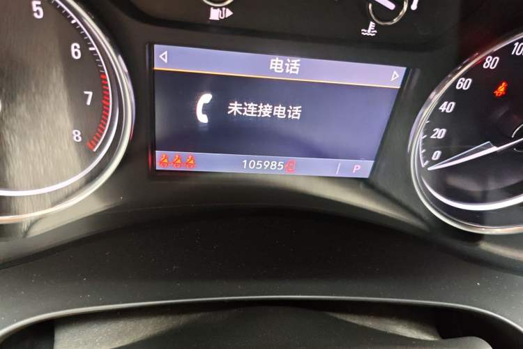 Used Buick LaCrosse 2019 28T Luxury Version Odometer Close Up