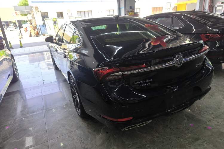 Used Buick LaCrosse 2019 28T Luxury Version Rear Left 45 Deg