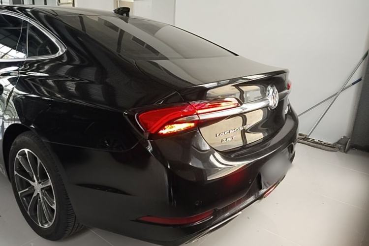Used Buick LaCrosse 2019 28T Luxury Version Rear