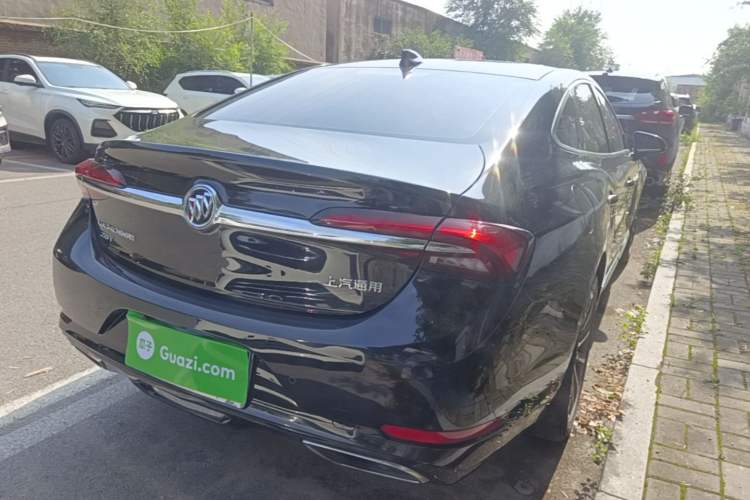 Used Buick LaCrosse 2019 28T Luxury Version Rear Right 45 Deg