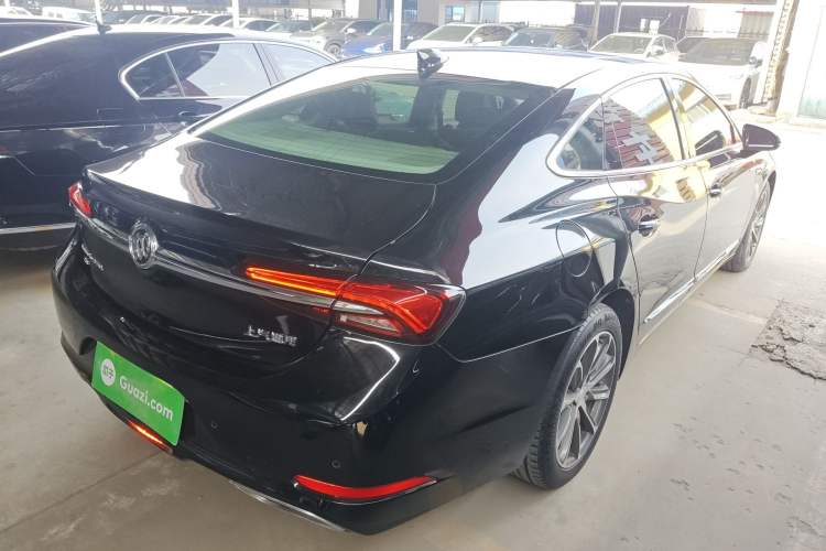 Used Buick LaCrosse 2019 28T Luxury Version Rear Right 45 Deg