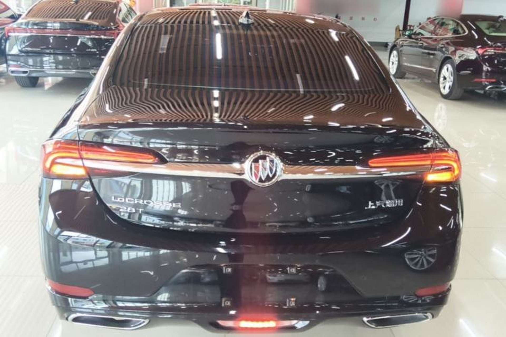 Used Buick LaCrosse 2019 28T Luxury Version Rear