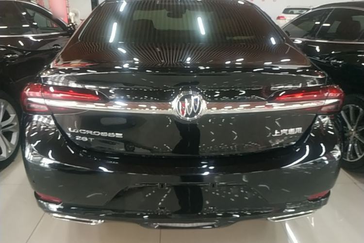 Used Buick LaCrosse 2019 28T Prestige Model Rear