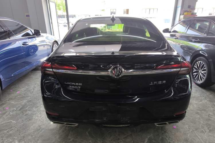 Used Buick LaCrosse 2019 28T Luxury Version Rear