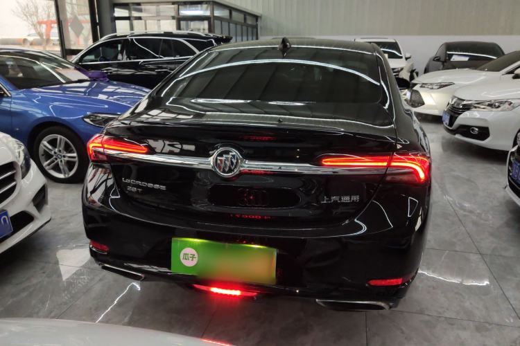 Used Buick LaCrosse 2019 28T Luxury Version Rear