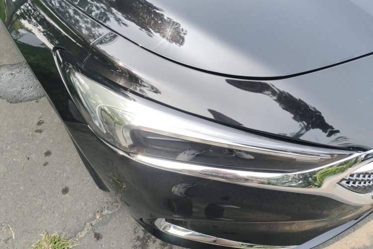 Used Buick LaCrosse 2019 28T Luxury Version Right Front Headlight