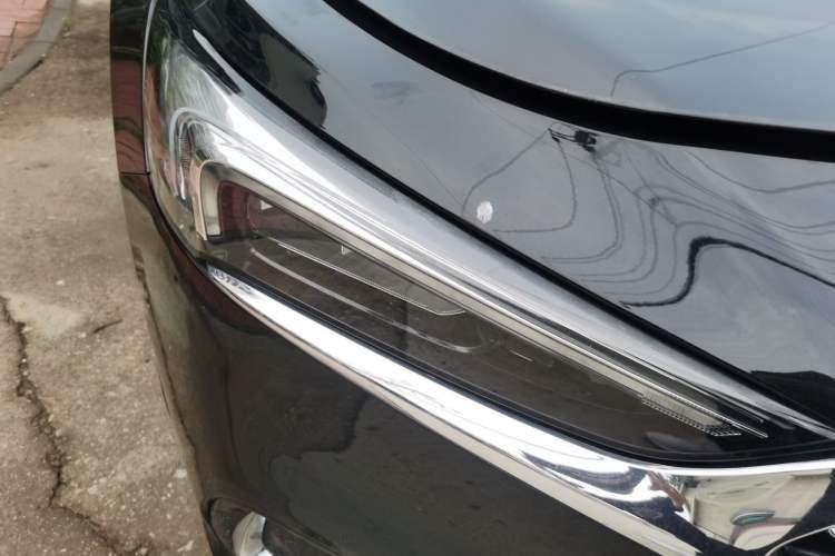 Used Buick LaCrosse 2019 28T Luxury Version Right Front Headlight