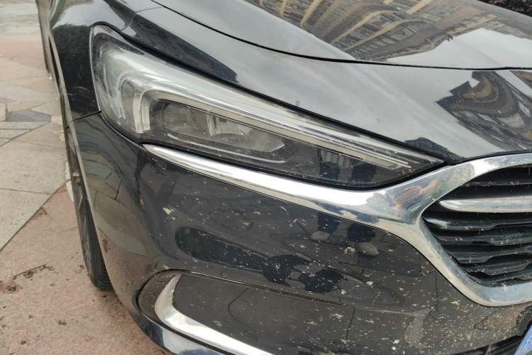 Used Buick LaCrosse 2019 28T Luxury Version Right Front Headlight
