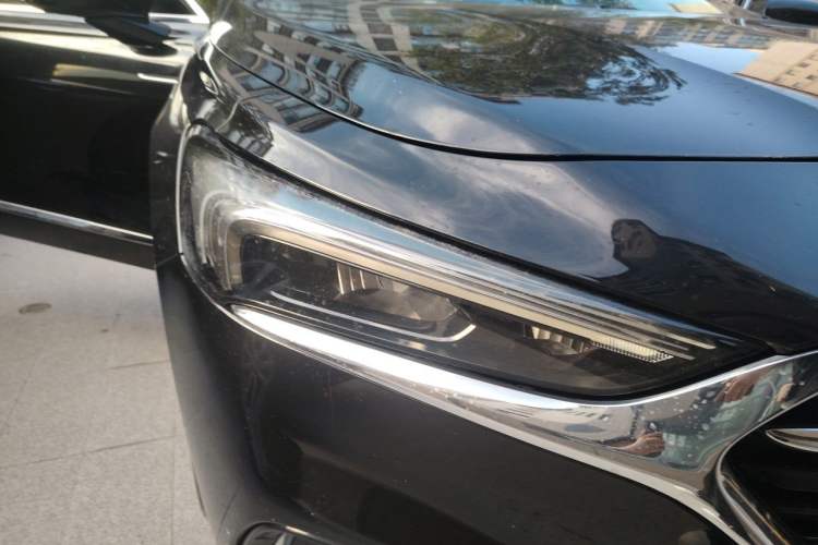 Used Buick LaCrosse 2019 28T Luxury Version Right Front Headlight
