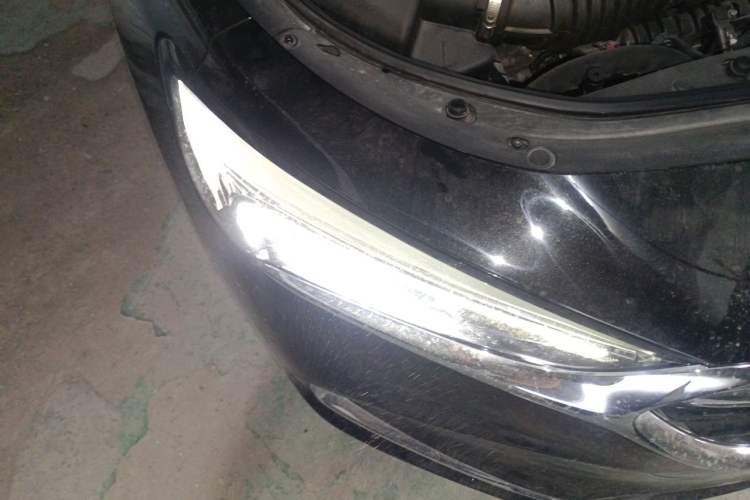 Used Buick LaCrosse 2019 28T Luxury Version Right Front Headlight