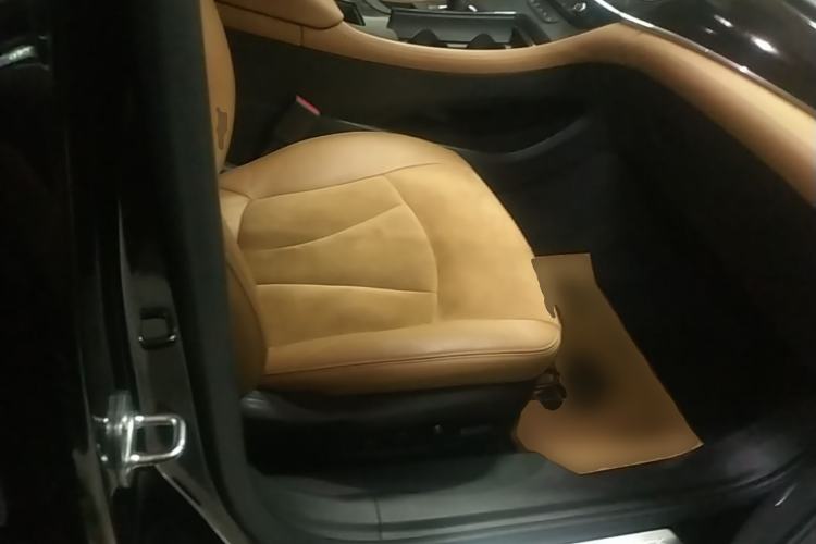 Used Buick LaCrosse 2019 28T Prestige Model Right Front Seat