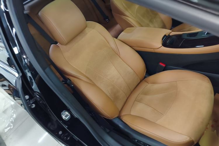 Used Buick LaCrosse 2019 28T Prestige Model Right Front Seat