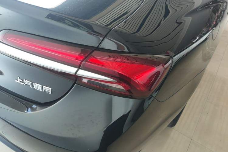 Used Buick LaCrosse 2019 28T Elite Edition Right Rear Taillight