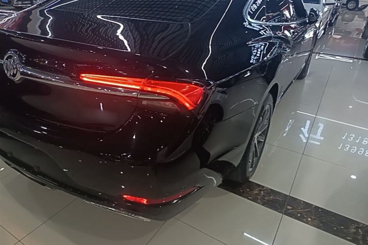 Used Buick LaCrosse 2019 28T Prestige Model Right Rear Taillight