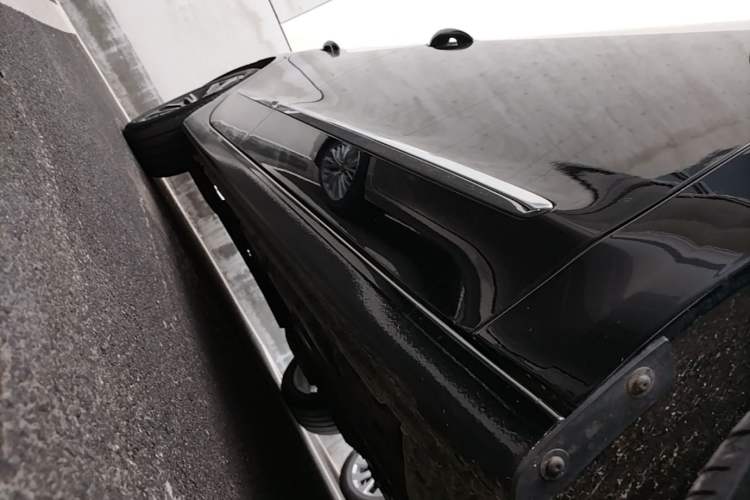 Used Buick LaCrosse 2019 28T Elite Edition Right Side Sill