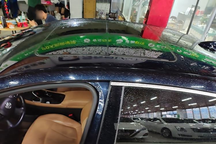 Used Buick LaCrosse 2019 28T Prestige Model Roof