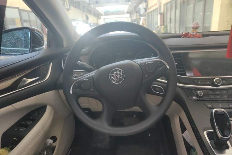 Used Buick LaCrosse 2019 28T Elite Edition Steering Wheel