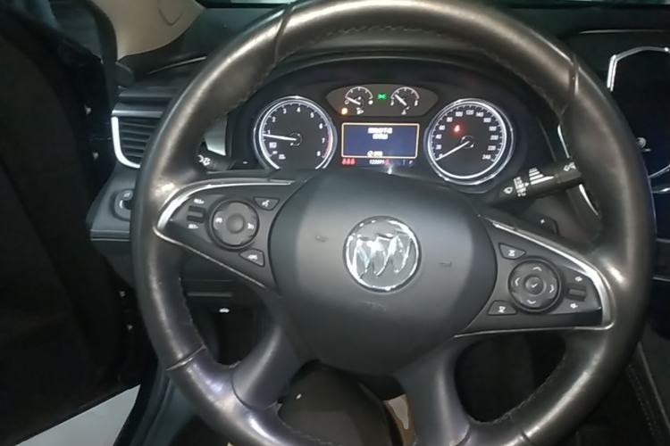 Used Buick LaCrosse 2019 28T Luxury Version Steering Wheel