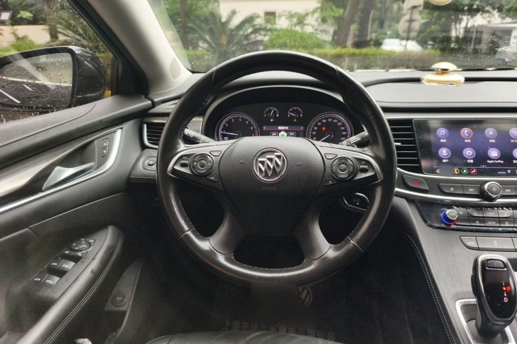 Used Buick LaCrosse 2019 28T Luxury Version Steering Wheel