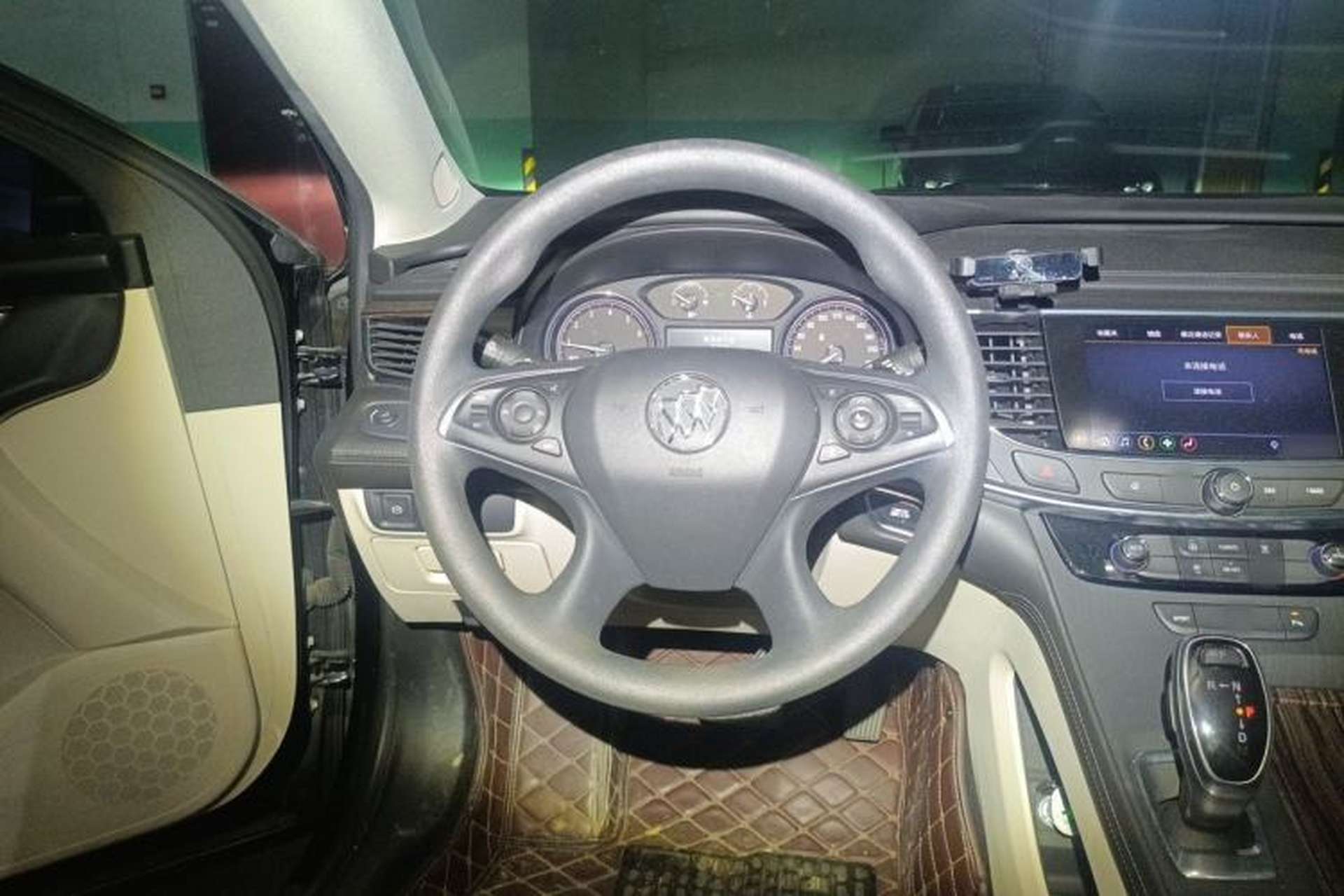 Used Buick LaCrosse 2019 28T Elite Edition Steering Wheel