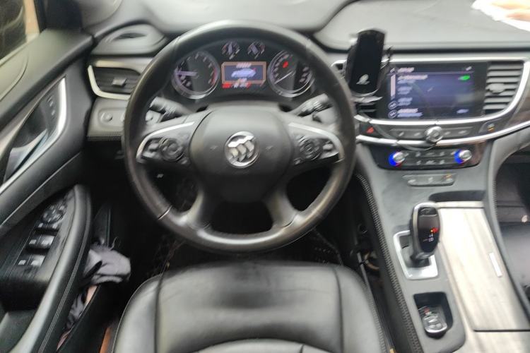 Used Buick LaCrosse 2019 28T Luxury Version Steering Wheel