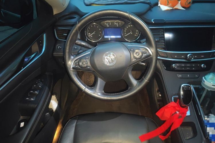Used Buick LaCrosse 2019 28T Luxury Version Steering Wheel