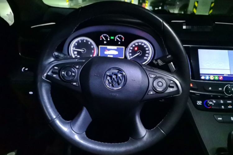 Used Buick LaCrosse 2019 28T Luxury Version Steering Wheel