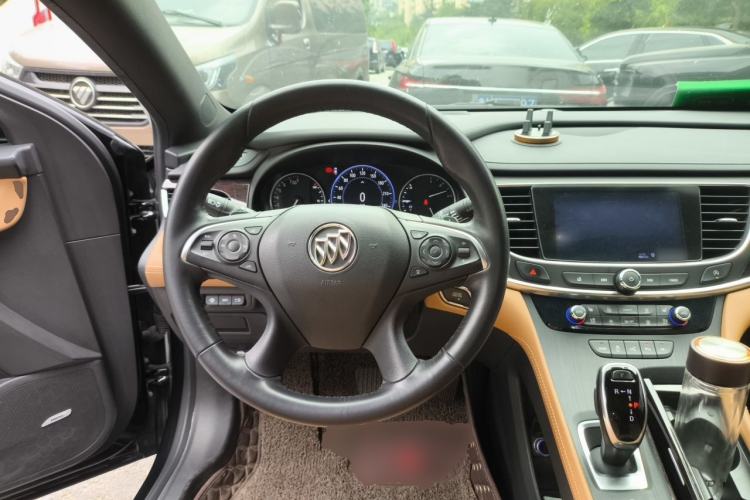 Used Buick LaCrosse 2019 28T Prestige Model Steering Wheel