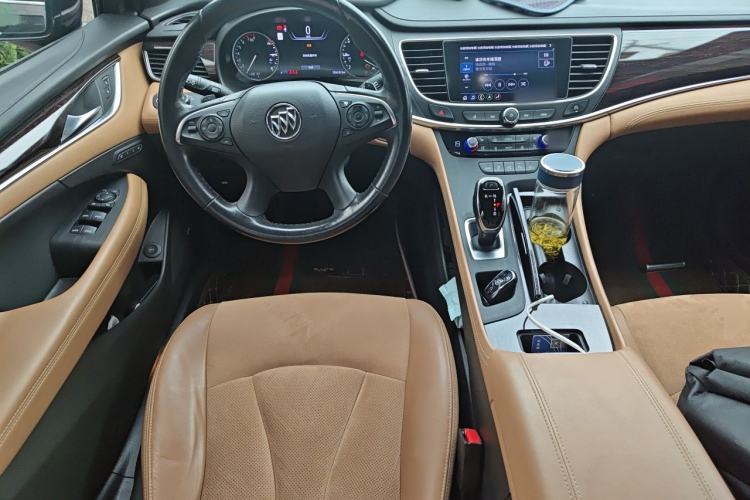 Used Buick LaCrosse 2019 28T Prestige Model Steering Wheel