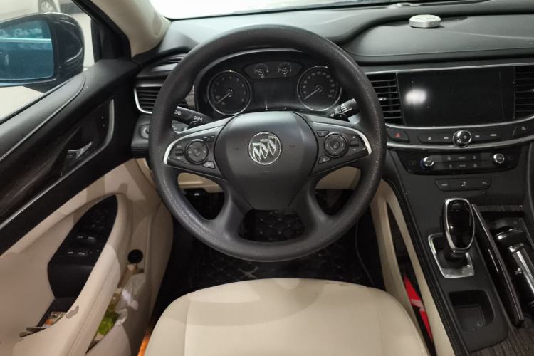 Used Buick LaCrosse 2019 28T Elite Edition Steering Wheel