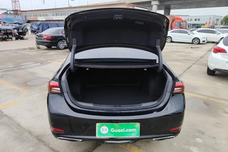 Used Buick LaCrosse 2019 28T Luxury Version Trunk