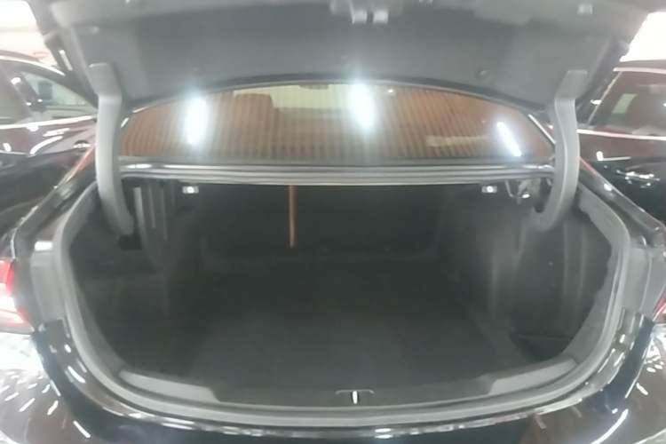 Used Buick LaCrosse 2019 28T Prestige Model Trunk
