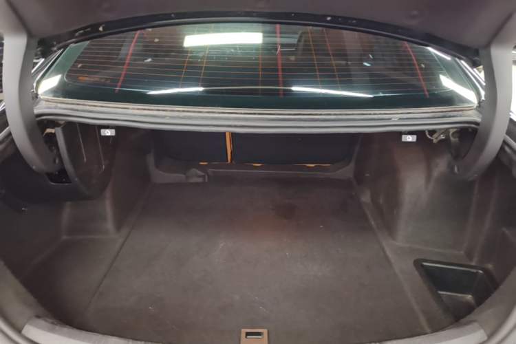 Used Buick LaCrosse 2019 28T Prestige Model Trunk