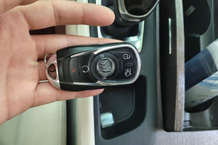 Used Buick LaCrosse 2019 28T Avenir Vehicle Key