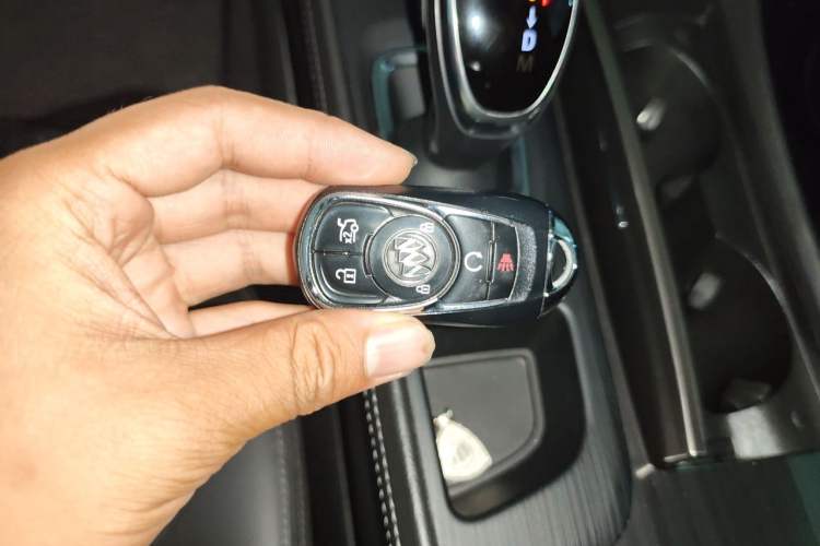 Used Buick LaCrosse 2019 28T Luxury Version Vehicle Key