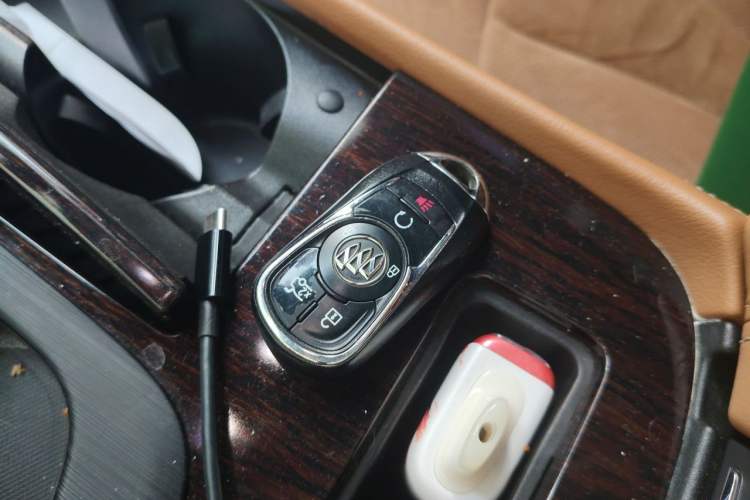 Used Buick LaCrosse 2019 28T Elite Edition Vehicle Key