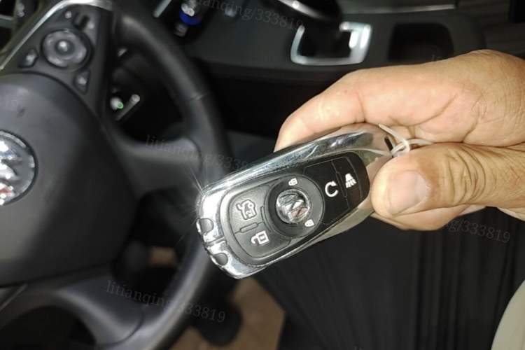 Used Buick LaCrosse 2019 28T Luxury Version Vehicle Key