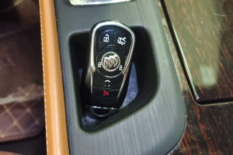 Used Buick LaCrosse 2019 28T Luxury Version Vehicle Key