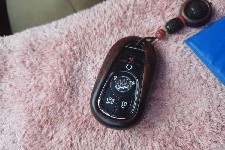 Used Buick LaCrosse 2019 28T Prestige Model Vehicle Key