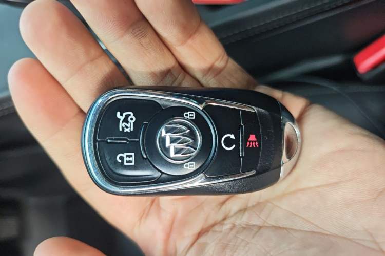 Used Buick LaCrosse 2019 28T Luxury Version Vehicle Key