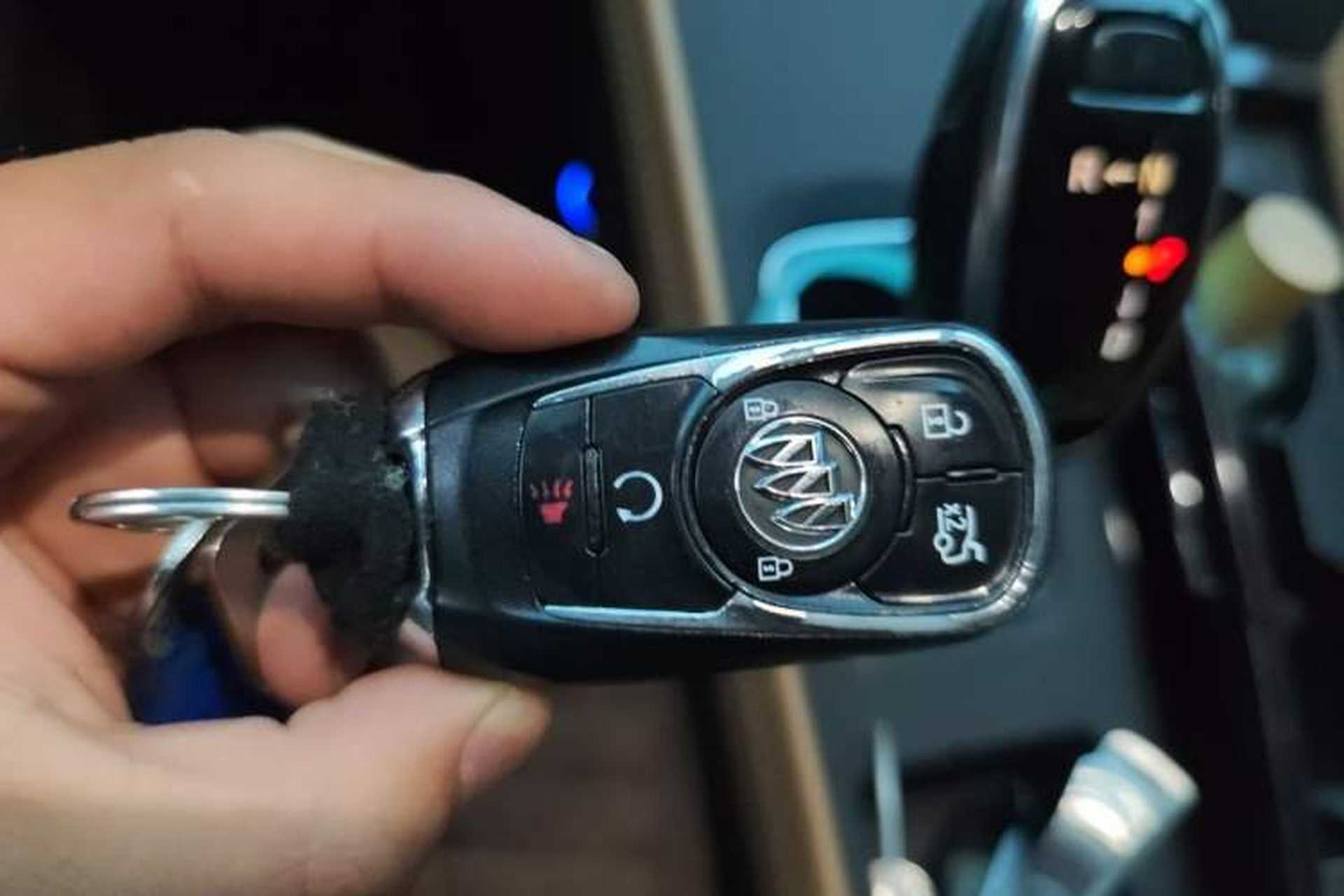 Used Buick LaCrosse 2019 28T Prestige Model Vehicle Key