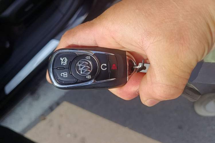 Used Buick LaCrosse 2019 28T Luxury Version Vehicle Key