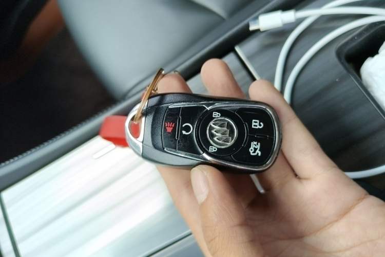 Used Buick LaCrosse 2019 28T Luxury Version Vehicle Key
