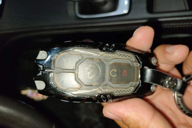 Used Buick LaCrosse 2019 28T Luxury Version Vehicle Key