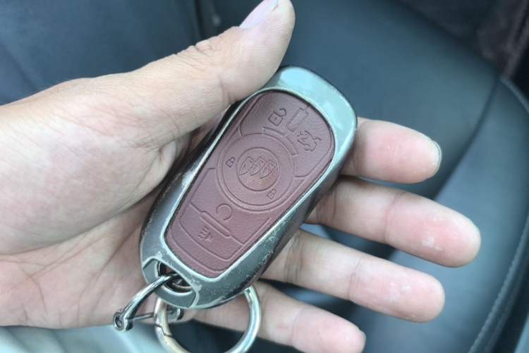 Used Buick LaCrosse 2019 28T Luxury Version Vehicle Key