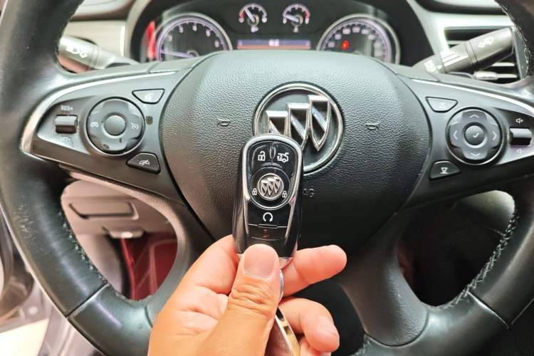 Used Buick LaCrosse 2019 28T Luxury Version Vehicle Key
