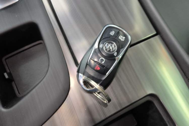 Used Buick LaCrosse 2019 28T Luxury Version Vehicle Key
