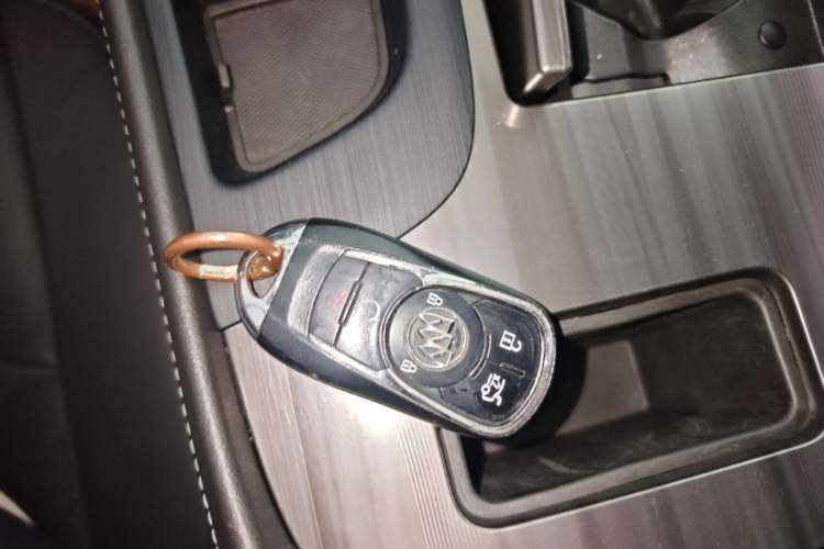 Used Buick LaCrosse 2019 28T Luxury Version Vehicle Key