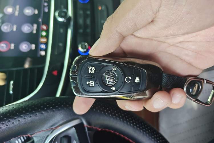 Used Buick LaCrosse 2019 28T Elite Edition Vehicle Key