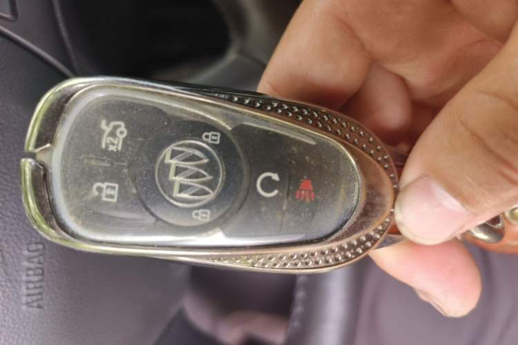 Used Buick LaCrosse 2019 28T Luxury Version Vehicle Key